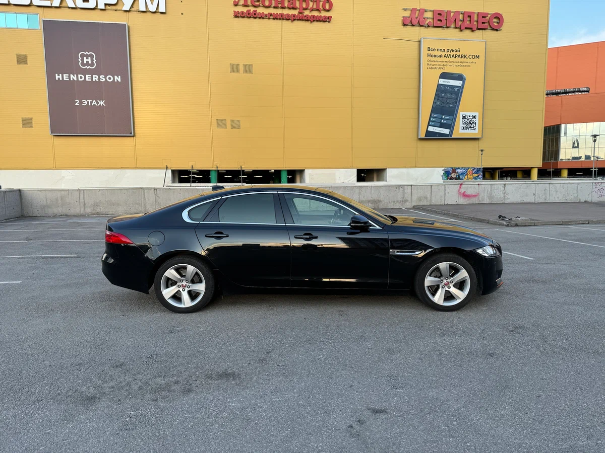 Jaguar XF аренда
