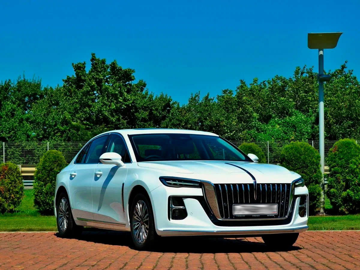 Арендовать Hongqi H5 Арендовать Hongqi H5